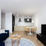 Neartopl Apartments Deluxe Vermelo Parking