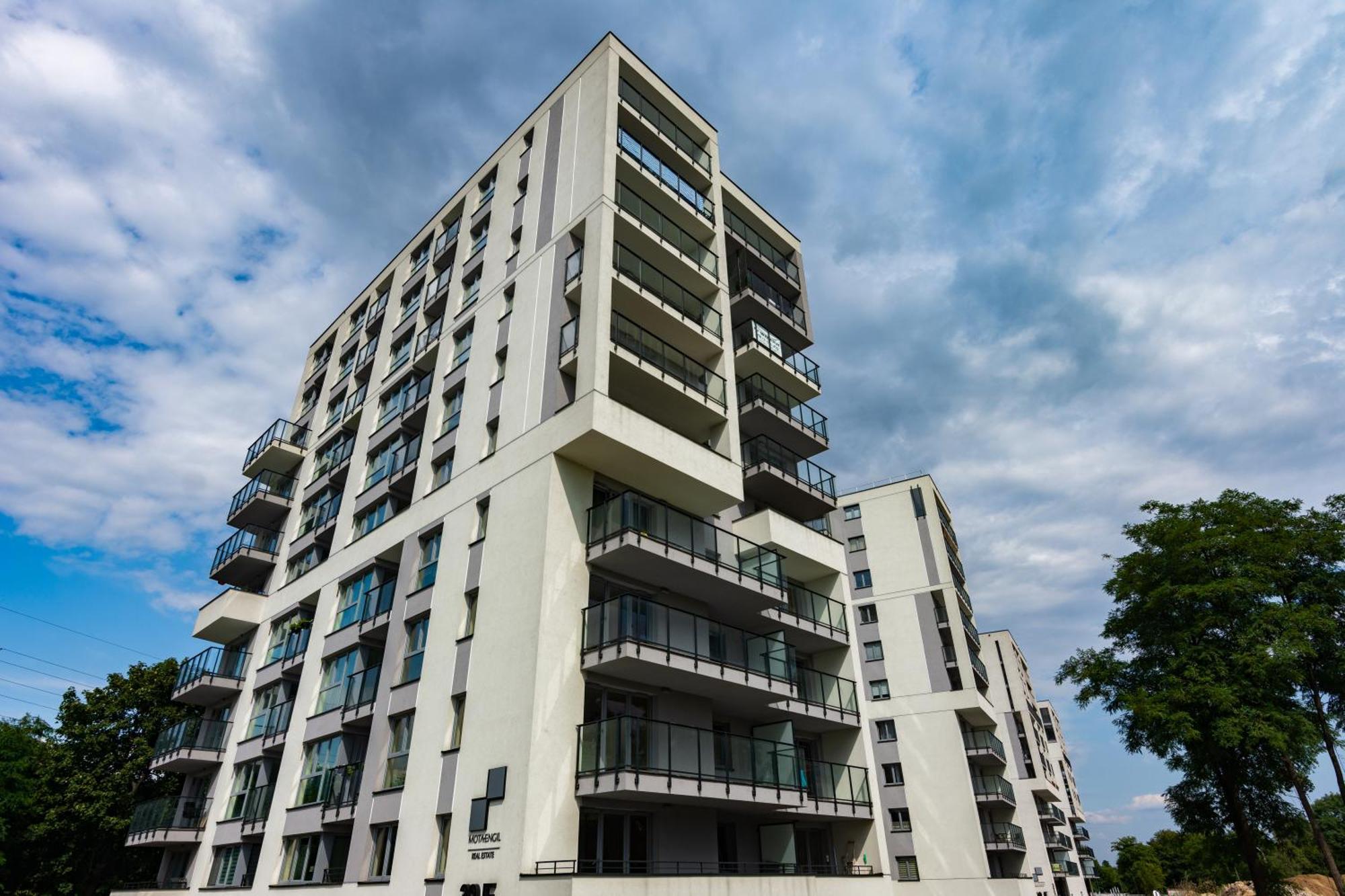 Neartopl Deluxe Vermelo Parking *
